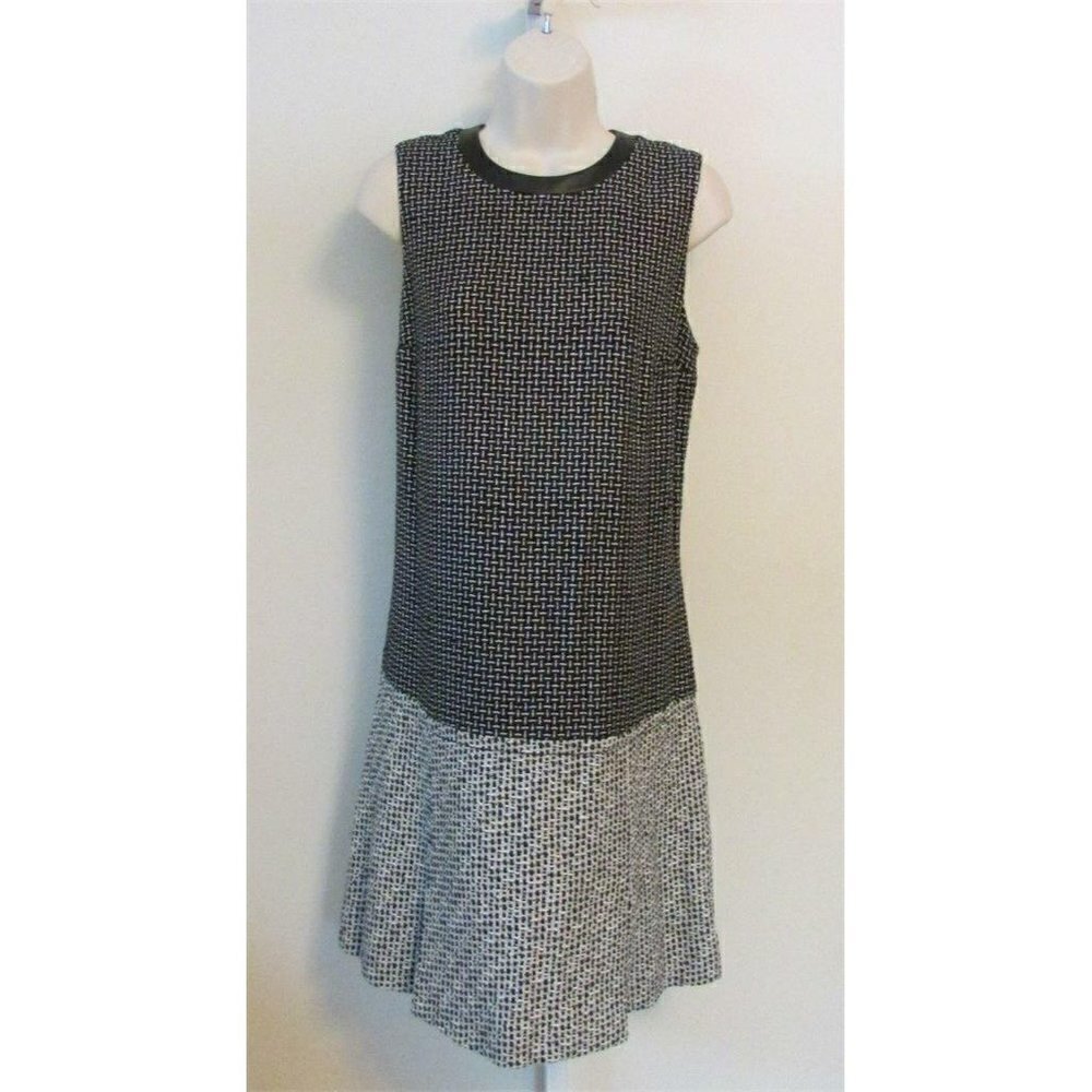 DVF Diane von Furstenberg Aida dash weave broken tweed black white shift dress 8